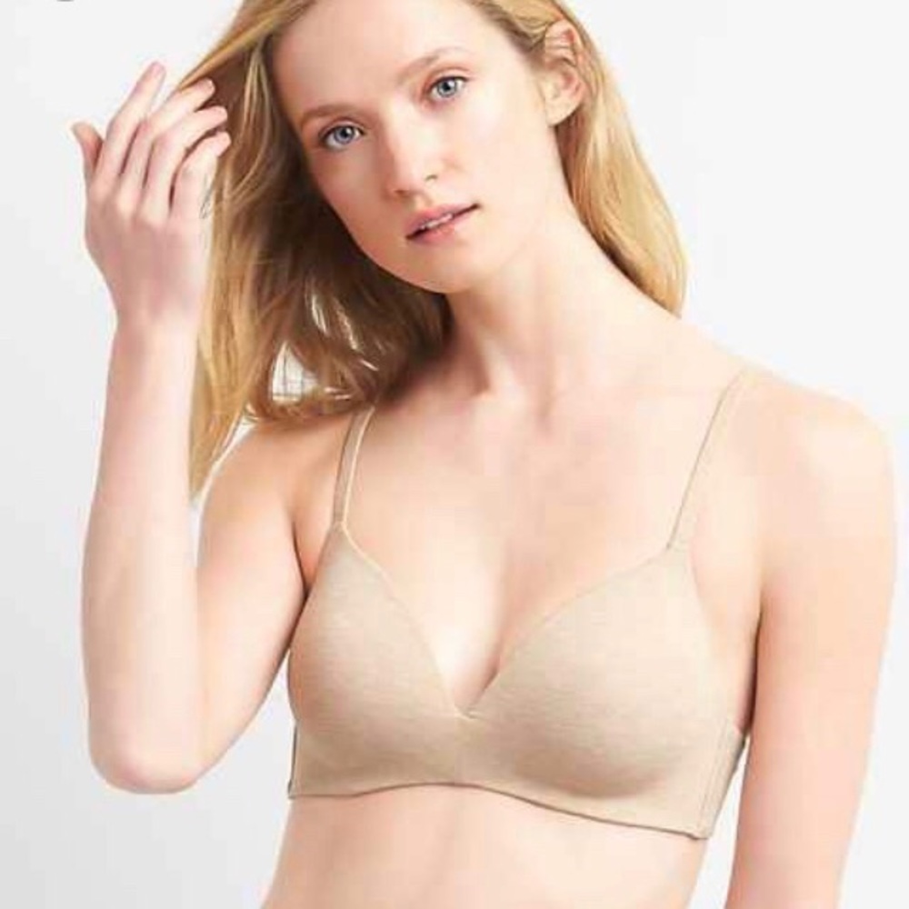 GAP Wireless Bra size 38C NWT